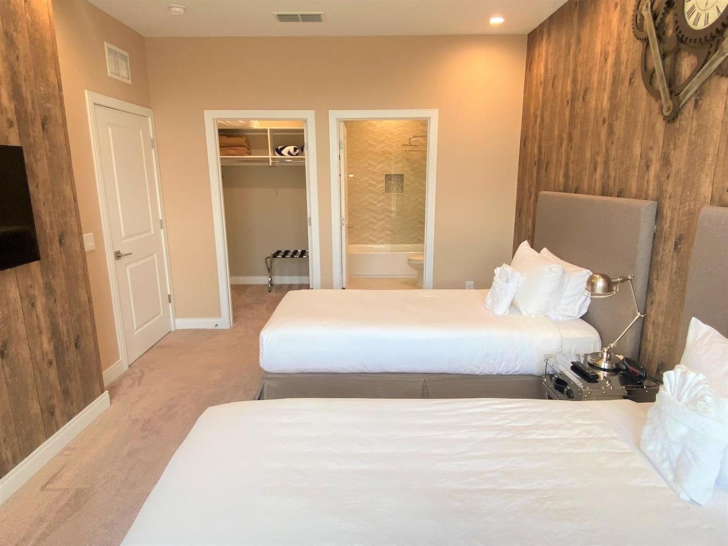 Family W Bbq, 7 Min From Disney, Accessible *